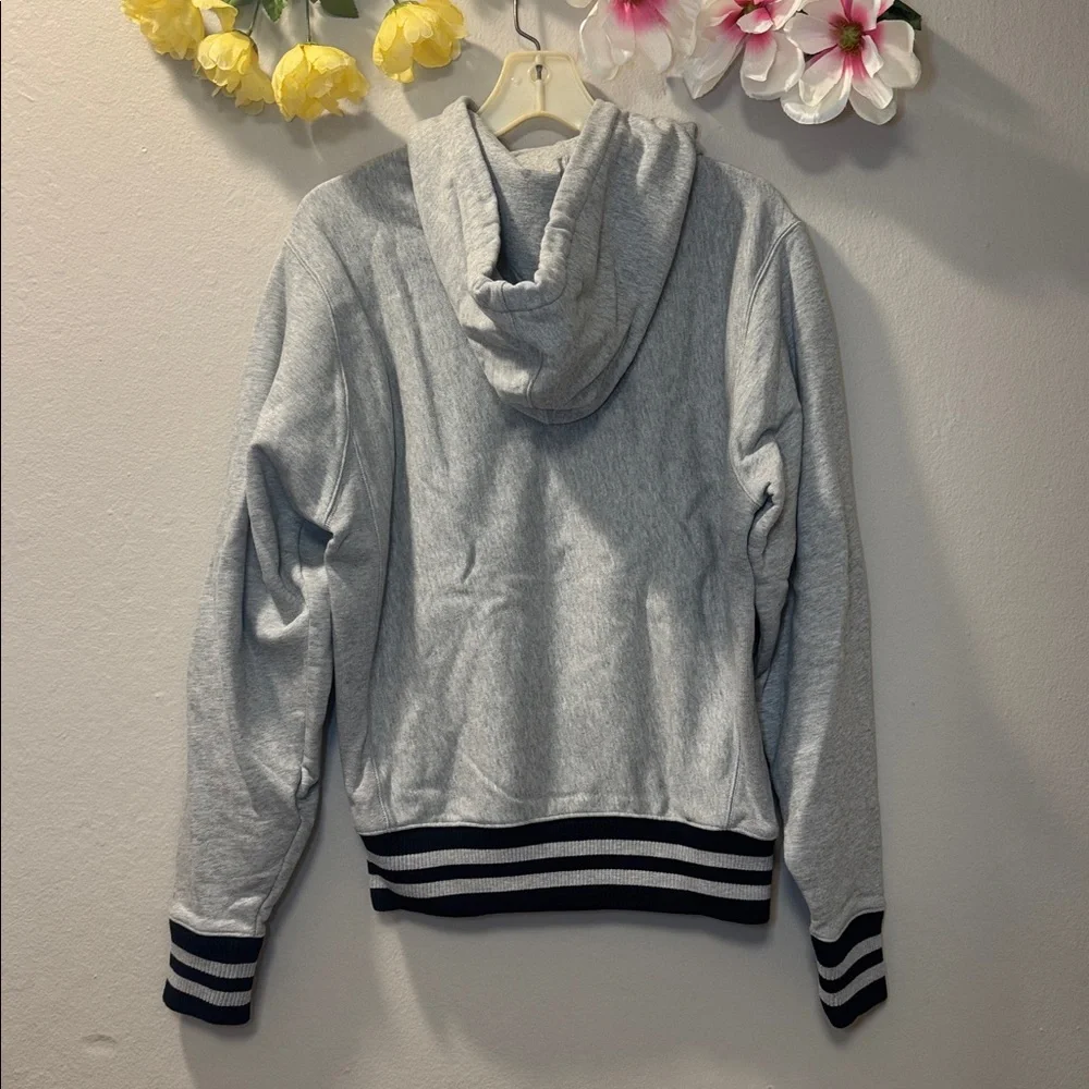 Champion Reverse Weave Hoodie Size Small Cozy & Durable
